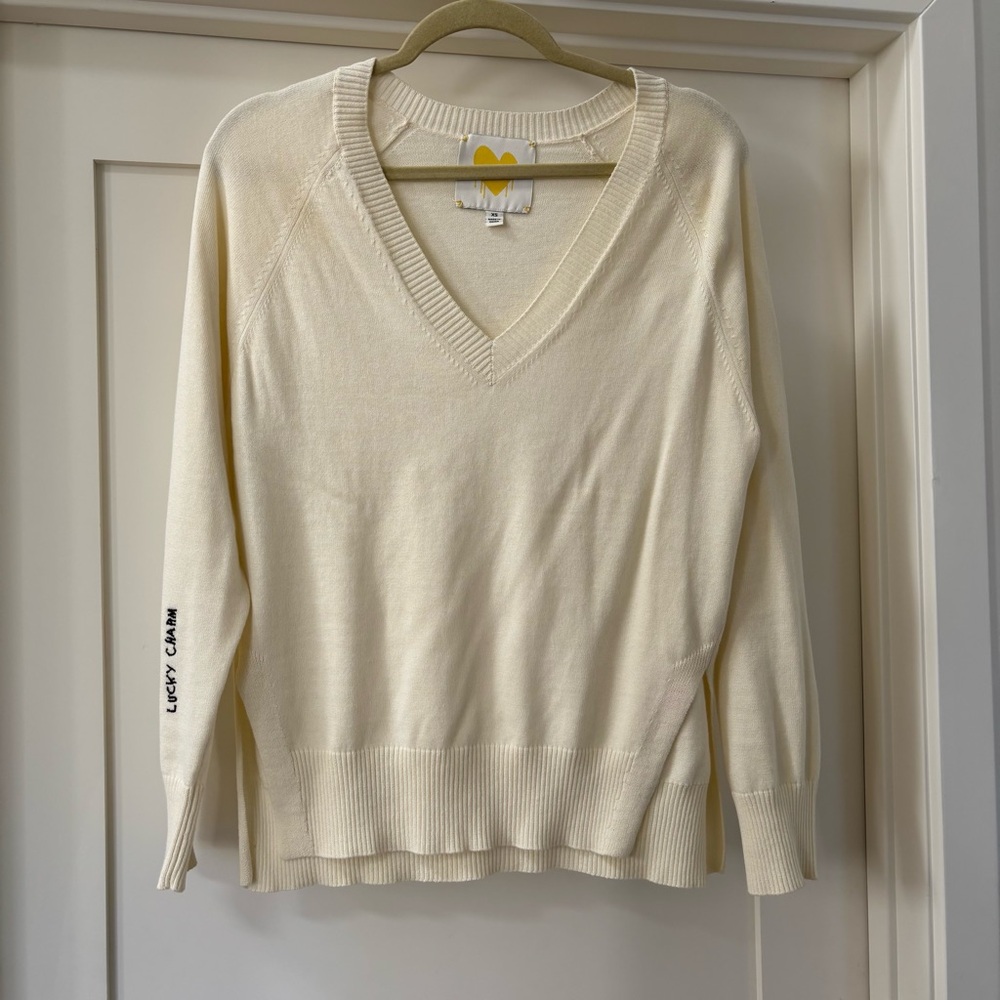 Kerri Rosenthal Lucky Charm Cream V-Neck Sweater NWOT XS